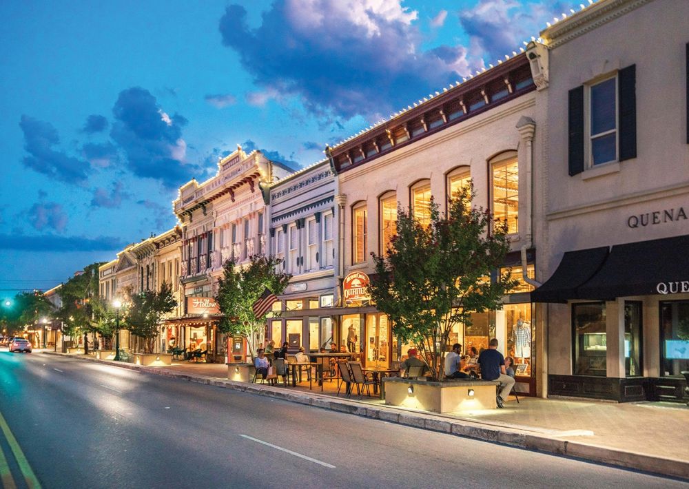 Georgetown Georgetown Real Estate - Memo Vargas, Broker-CEO
